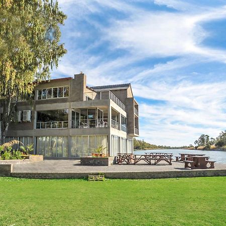 Broadwater River Estate Douglas Extérieur photo