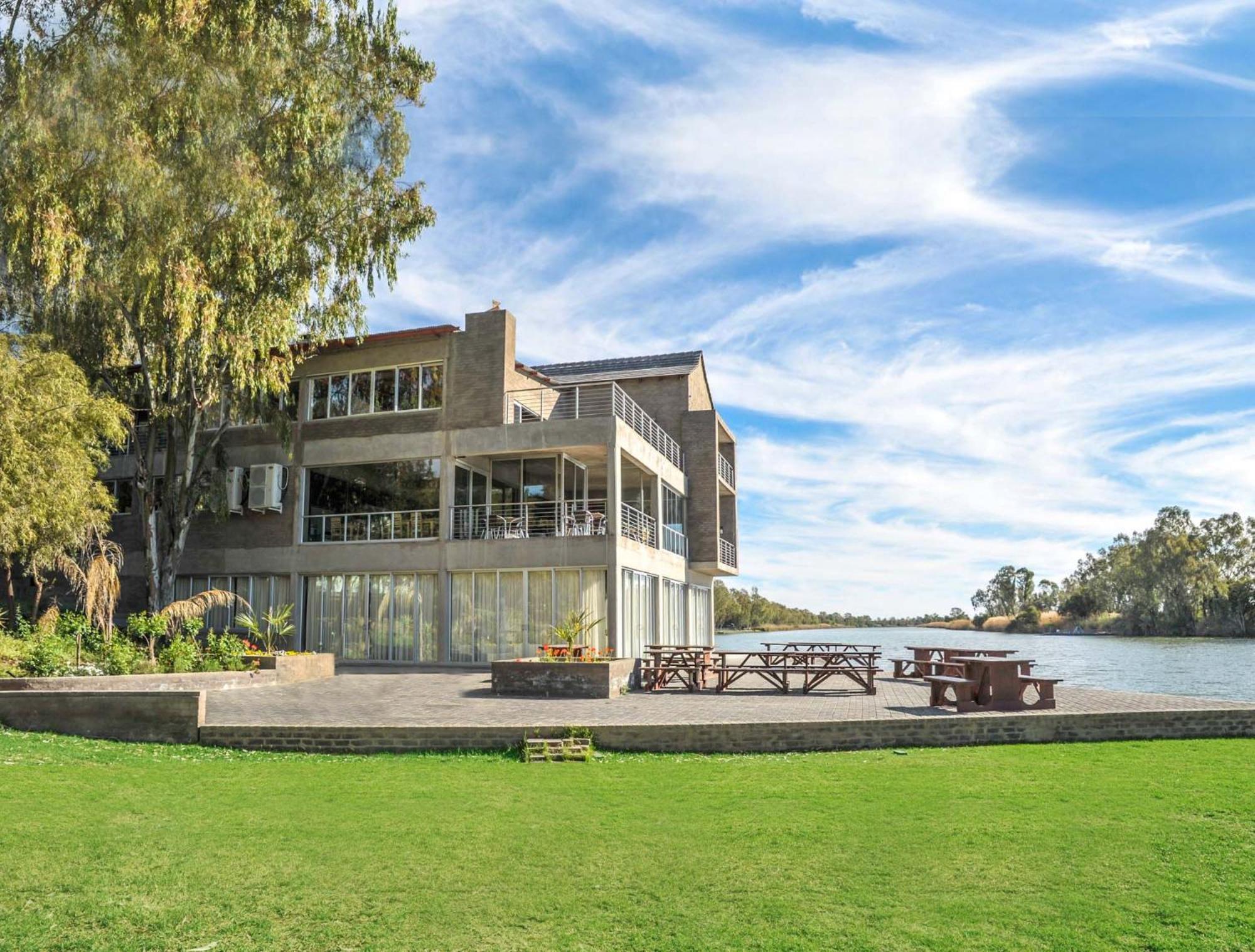Broadwater River Estate Douglas Extérieur photo